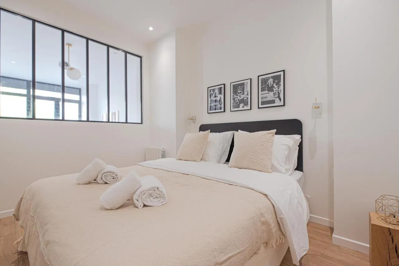 Luxury Residence - Paris South Montrouge 0*,