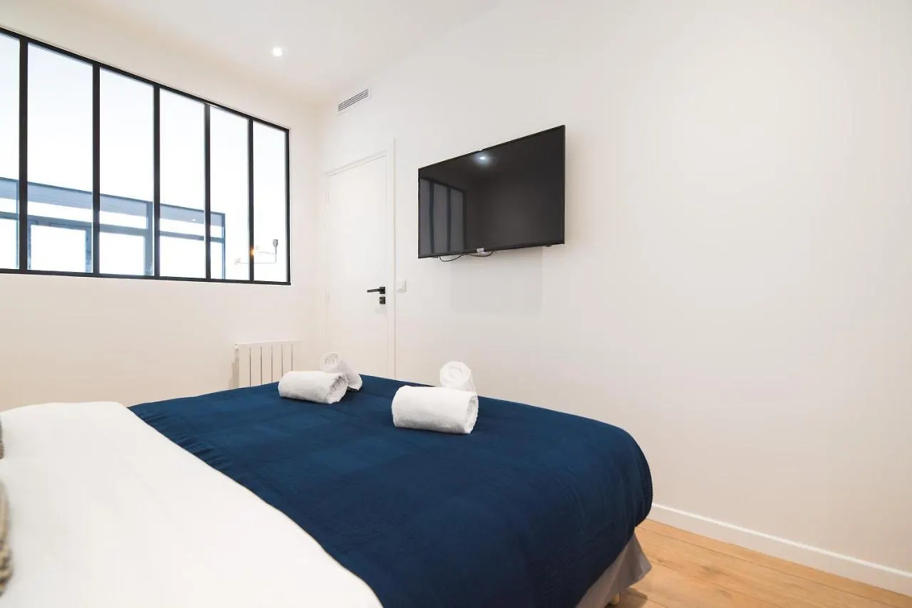 Luxury Residence - Paris South Montrouge 0*,  France